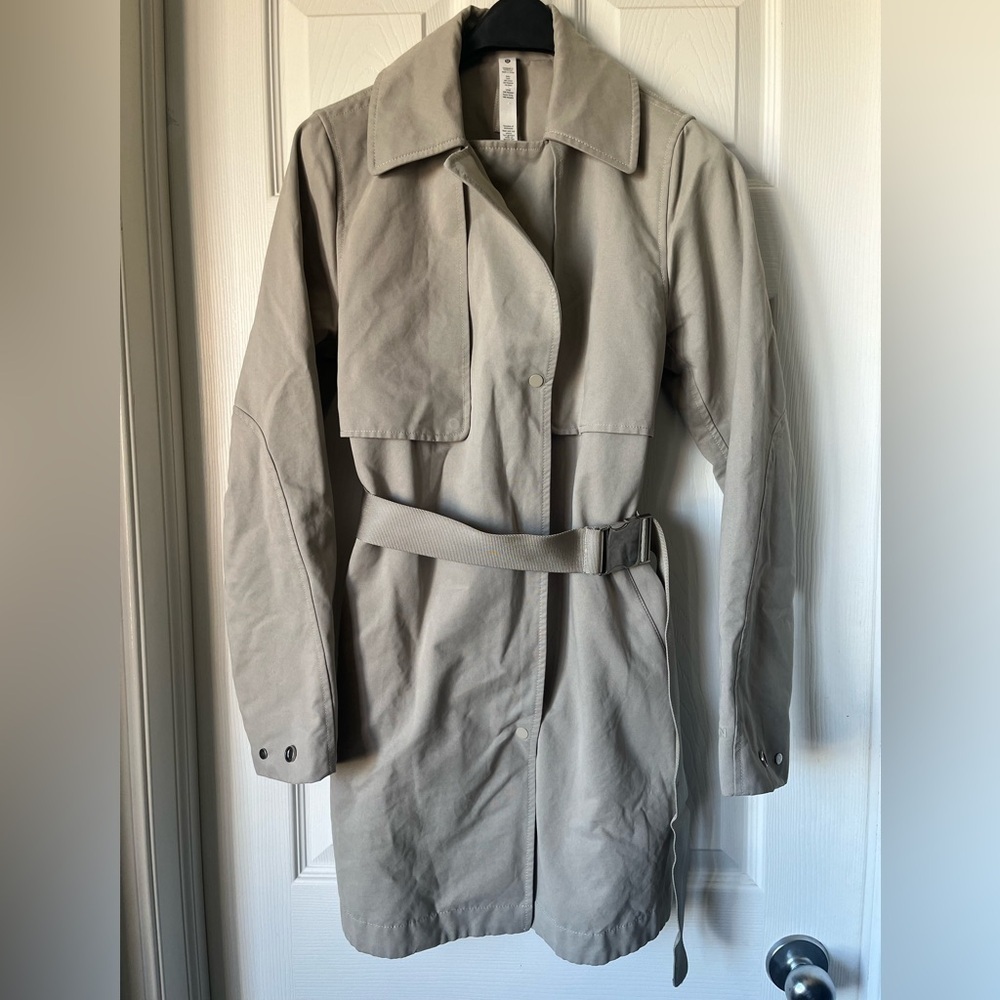 Women’s Lululemon Always There Short Trench Coat | Size 4 Like NEW